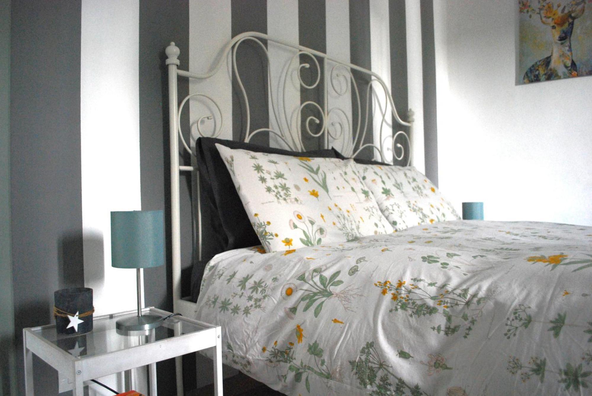 Bed and Breakfast Le Stanze Di Alicam Арона Экстерьер фото