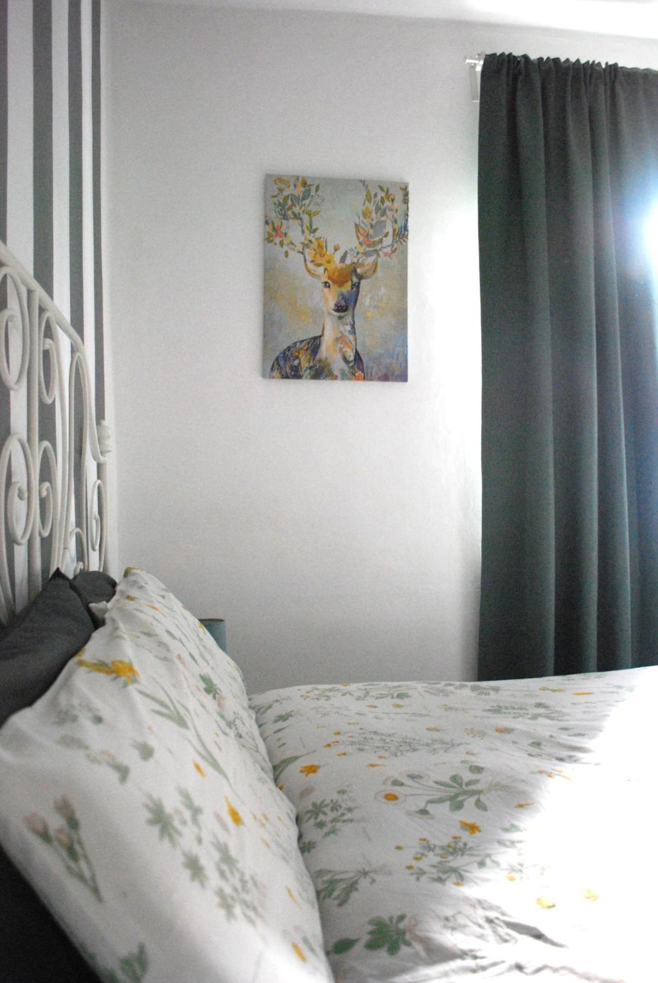 Bed and Breakfast Le Stanze Di Alicam Арона Экстерьер фото